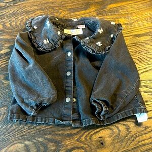 Zara kids Black Button Down Denim Toddler Jacket with Daisies- 12-18mo